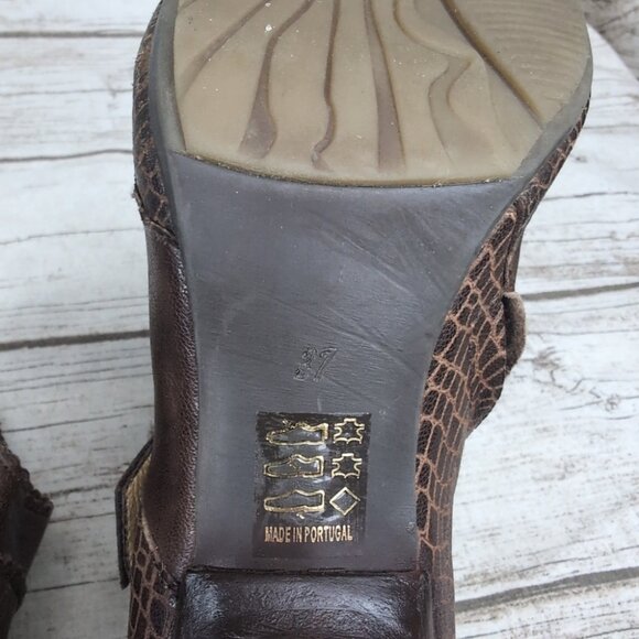 Golden Button Brown Leather Strappy Ankle Boots Women Size 37 main image 4
